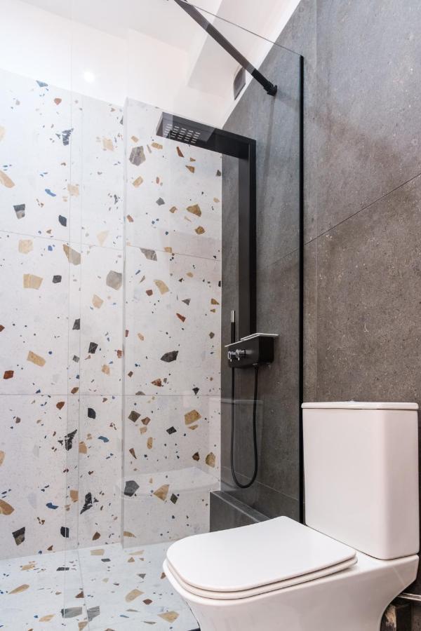 Home Is Salonic Exterior foto