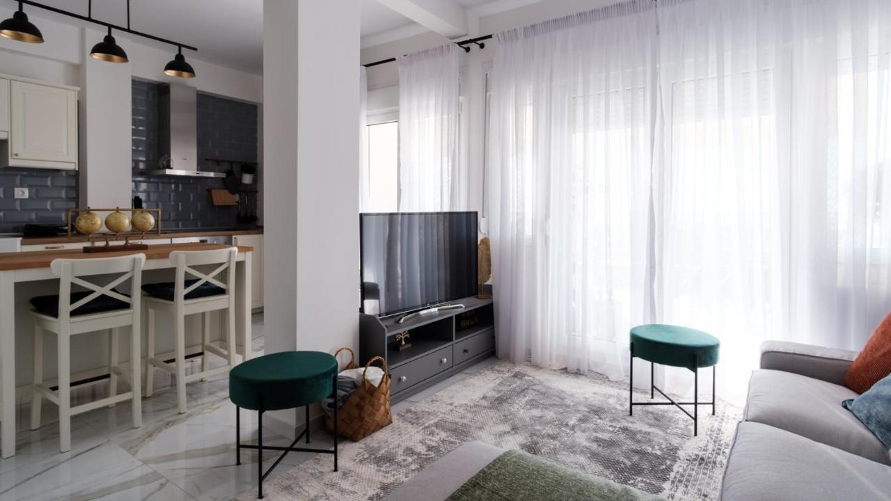 Home Is Salonic Exterior foto