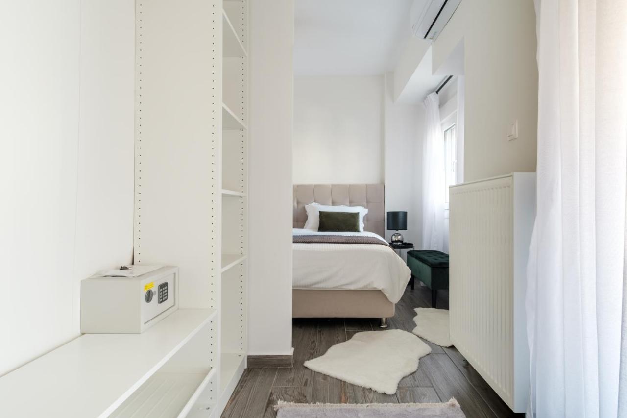 Home Is Salonic Exterior foto
